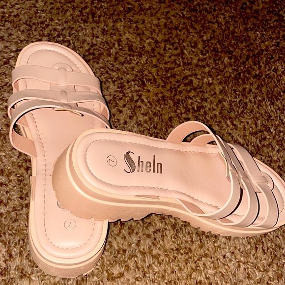 Pale pink .Super cute find from shein seasons ago. *Very Comfortable* - Picture 1 of 2